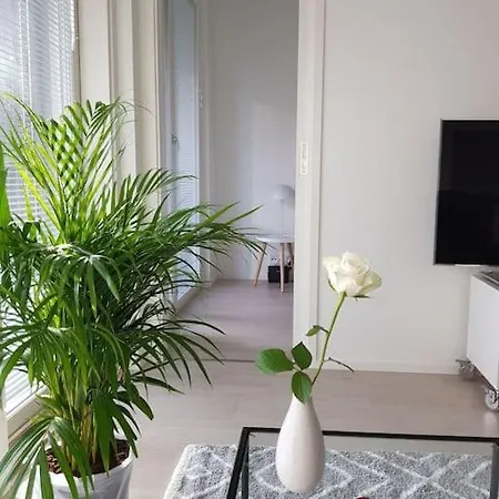 アパート Cosy And Quiet 1 Bedroom - 7 Min Airport ヴァンター