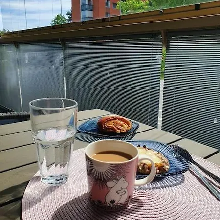 Cosy And Quiet 1 Bedroom - 7 Min Airport * ヴァンター